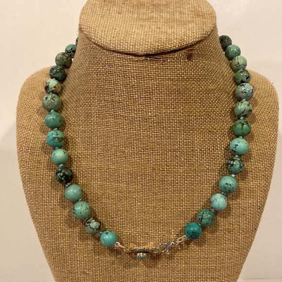 Genuine Arizona Turquoise Hand Knotted Candy Necklace w/ Turquoise Heart Clasp - Picture 8 of 16